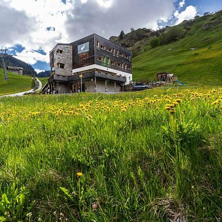 Hotel Steinbock فال المظهر الخارجي الصورة
